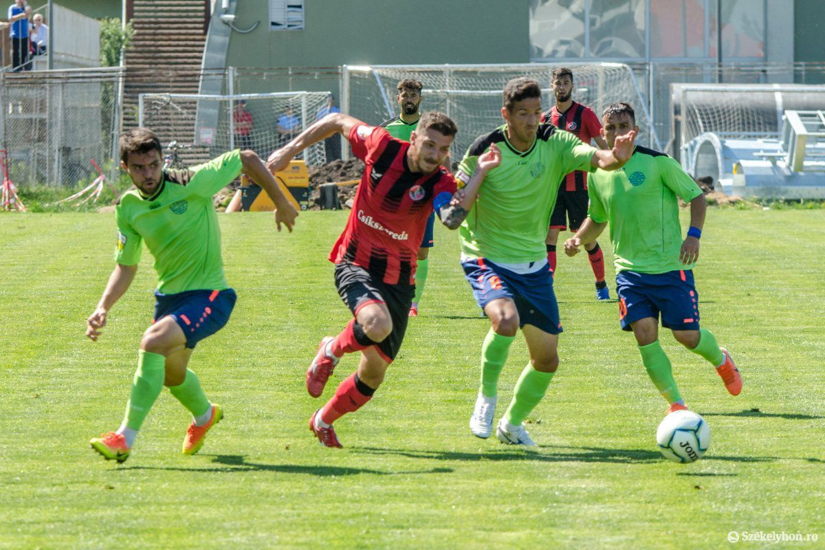 •  Fotó: Pinti Attila