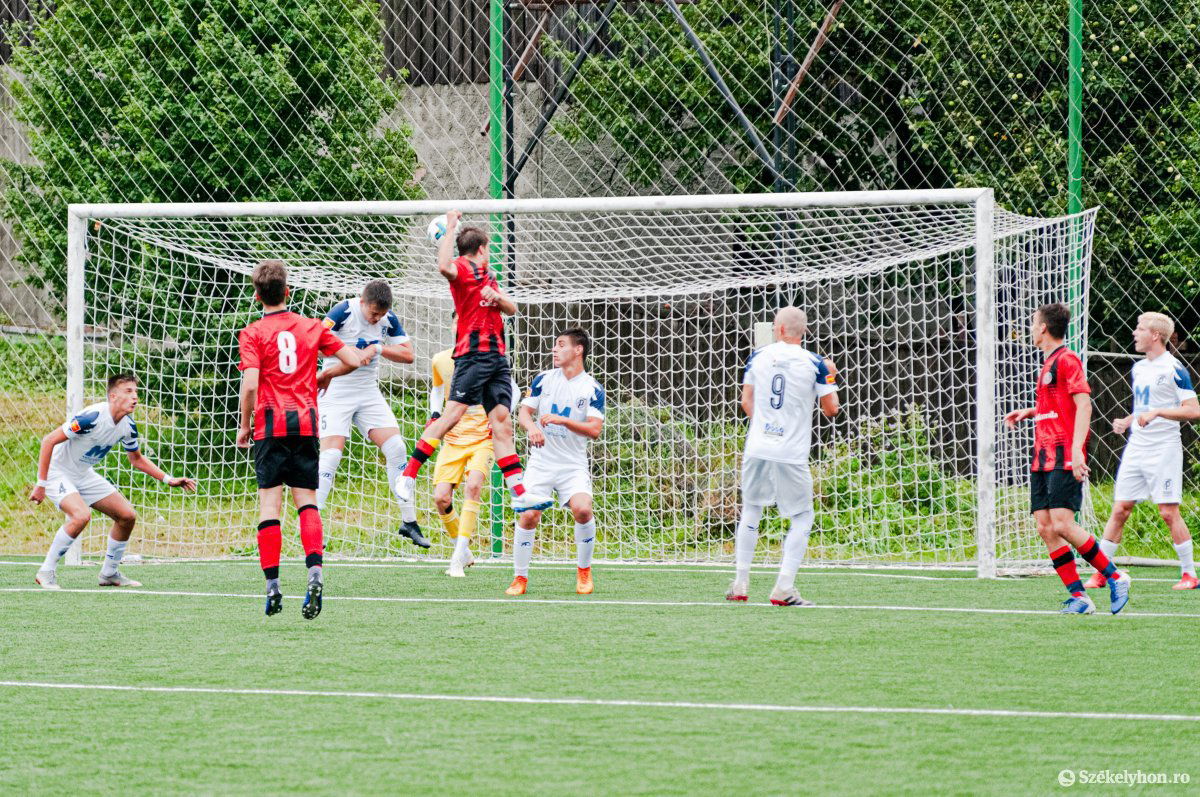 •  Fotó: Gábos Albin