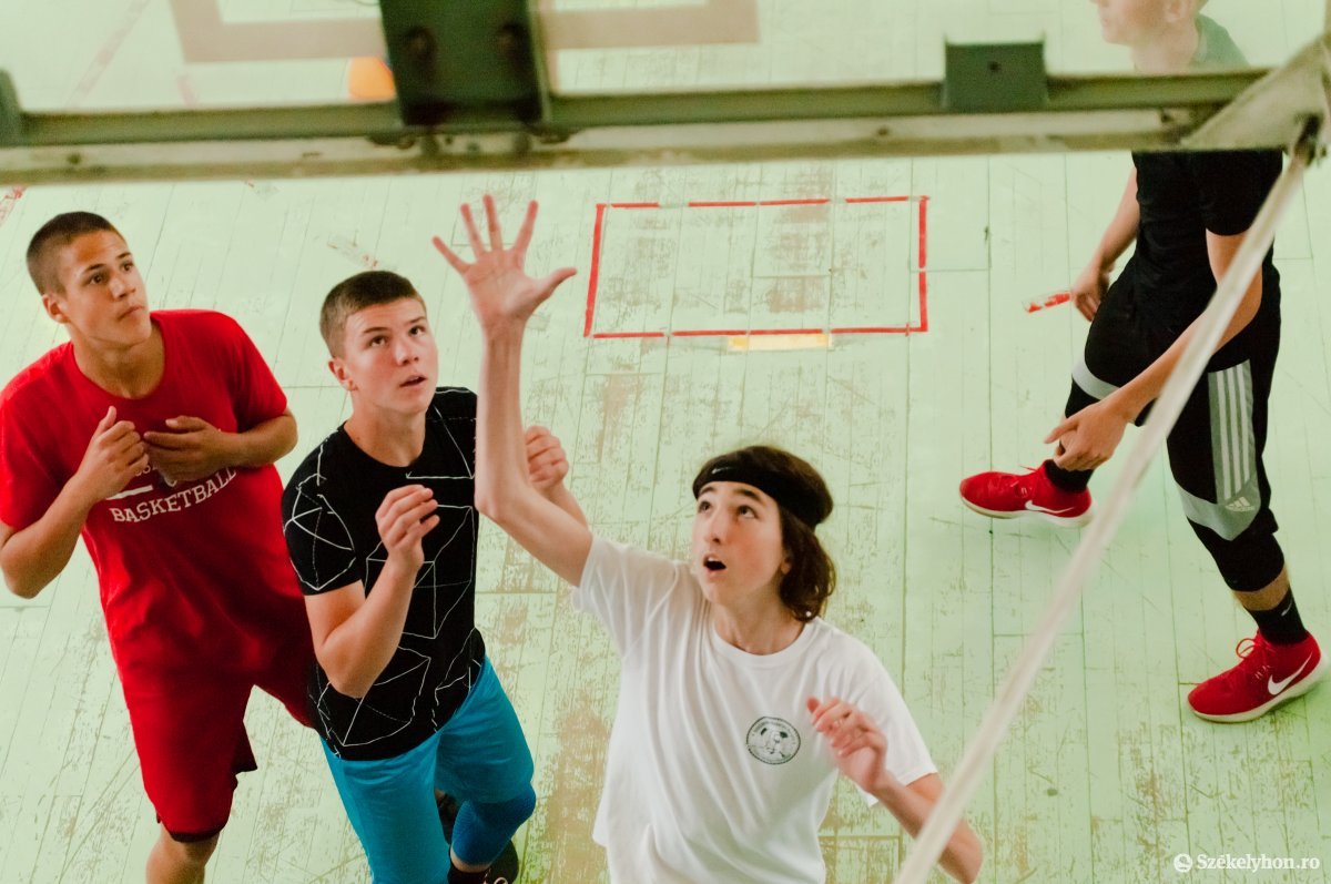 &bullet;  Fotó: Gábos Albin