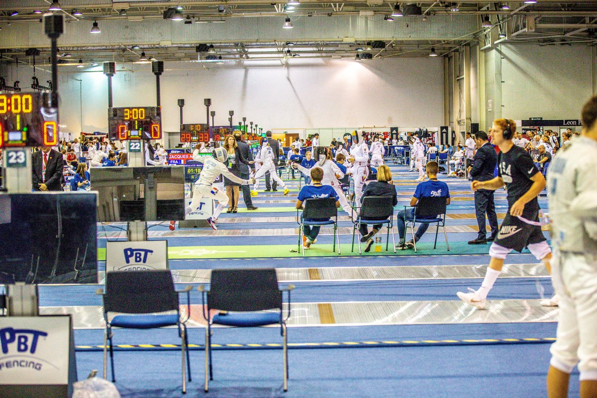 Pástok sokasága. Tágas, jól megvilágított csarnokrészek &bullet;  Fotó: Halmágyi Zsolt