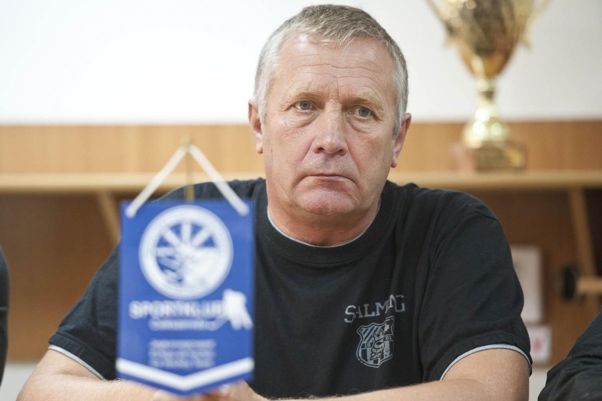 Gál Sándor sajtótájékoztatón •  Fotó: Saját archív gyűjtemény