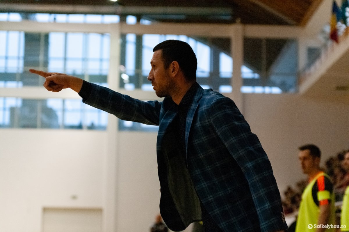 &bullet;  Fotó: Gábos Albin