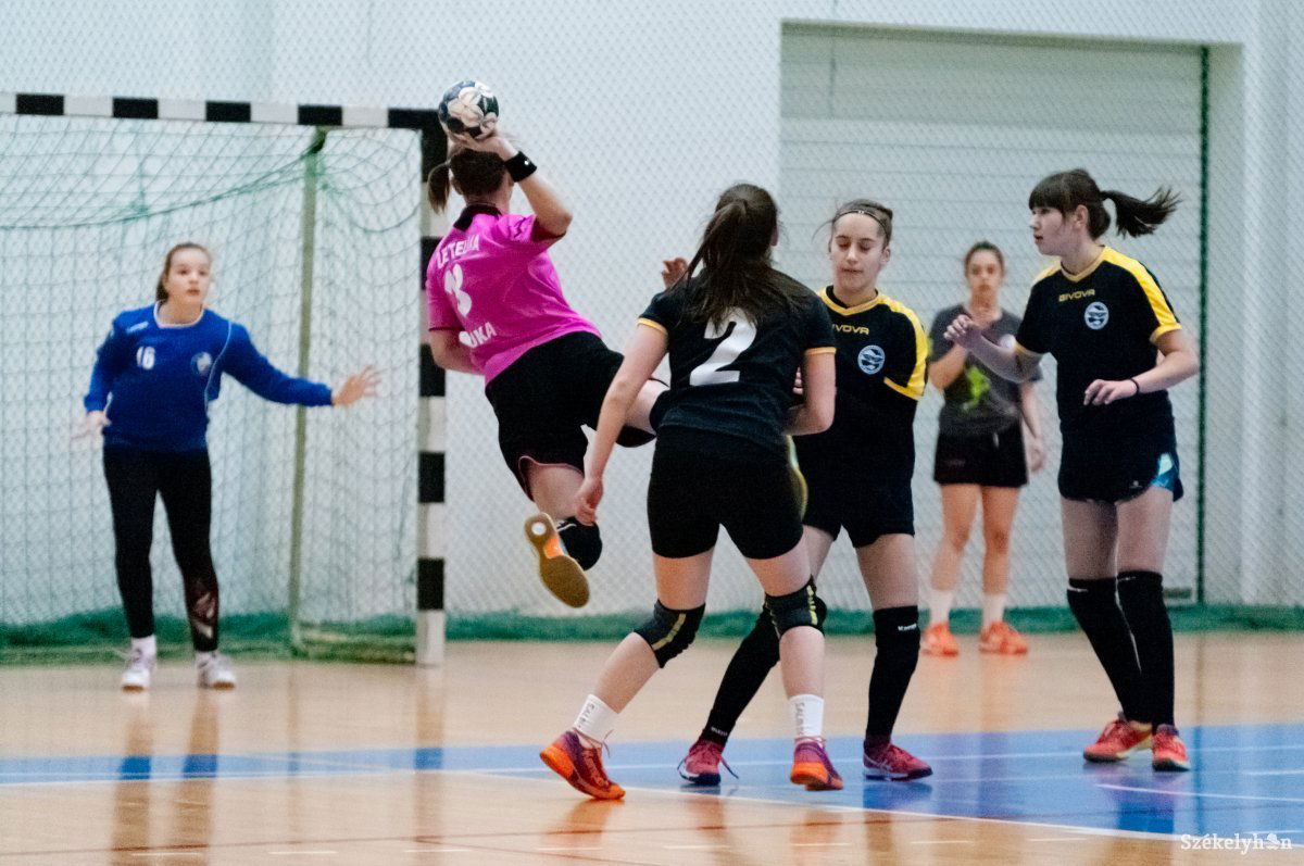 •  Fotó: Gábos Albin