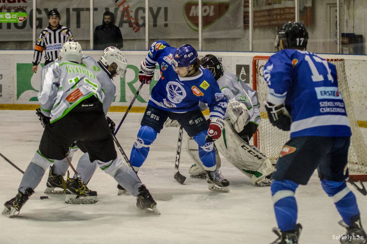 •  Fotó: Pinti Attila