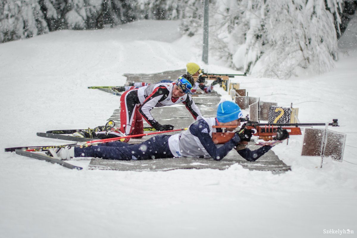 &bullet;  Fotó: Pinti Attila