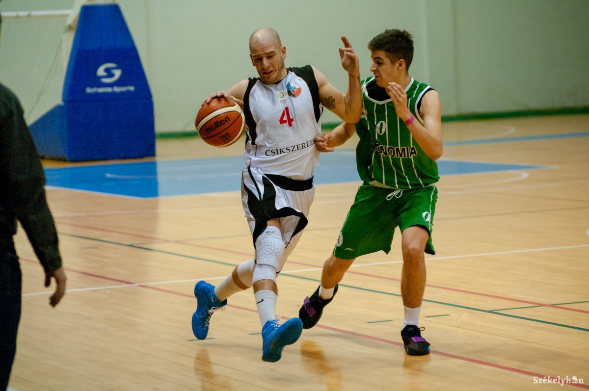 &bullet;  Fotó: Gábos Albin