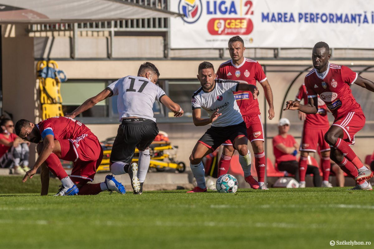 •  Fotó: Pinti Attila