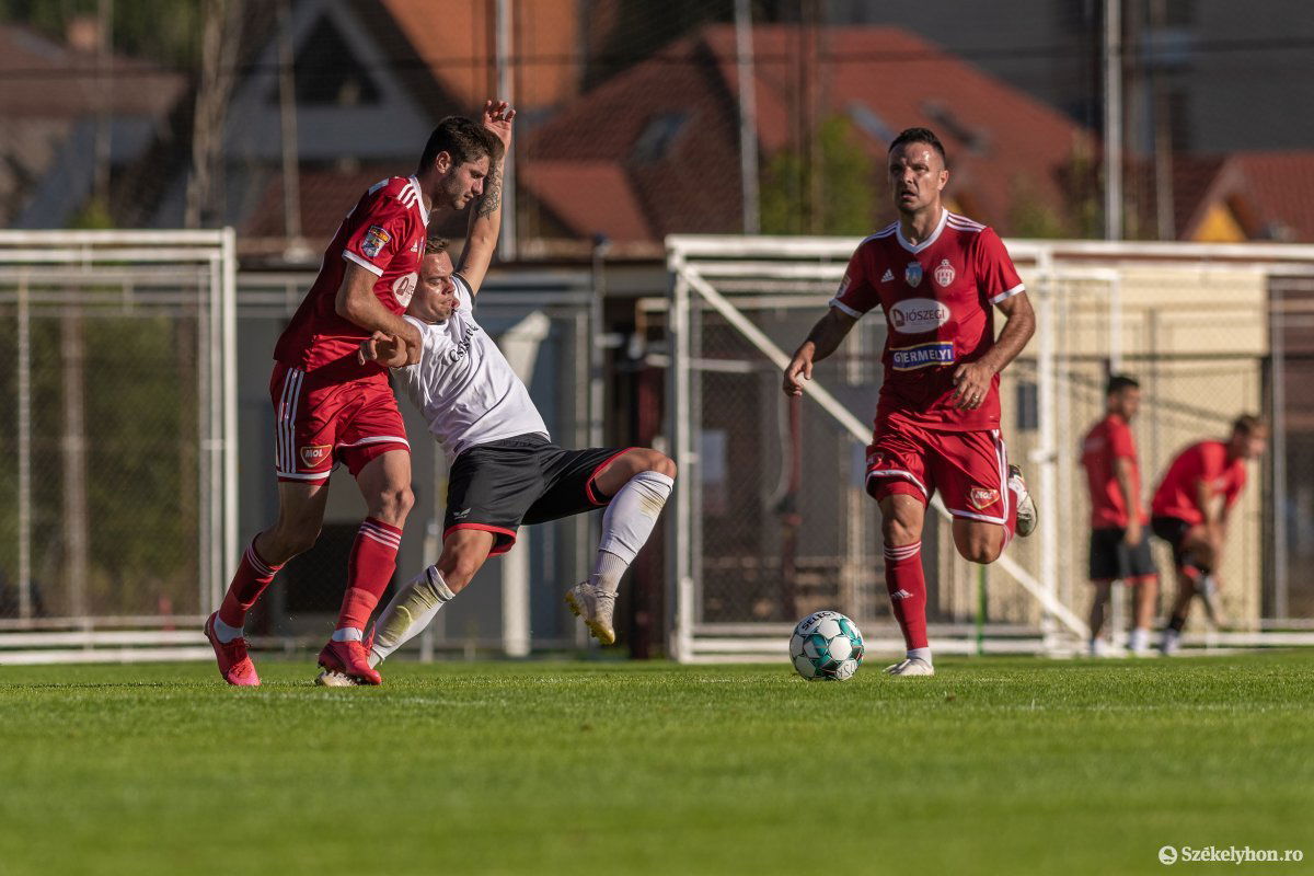 •  Fotó: Pinti Attila