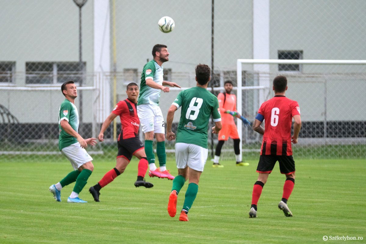 •  Fotó: Veres Nándor