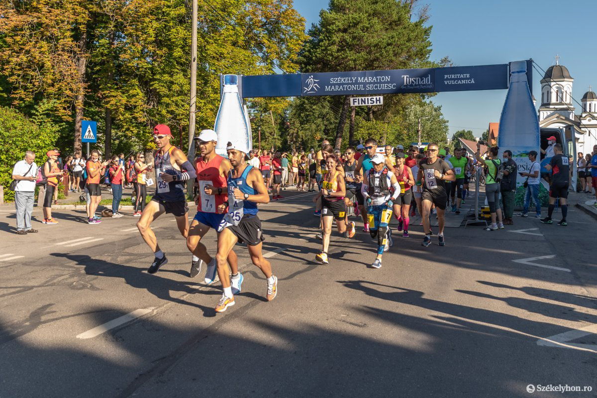 &bullet;  Fotó: Pinti Attila