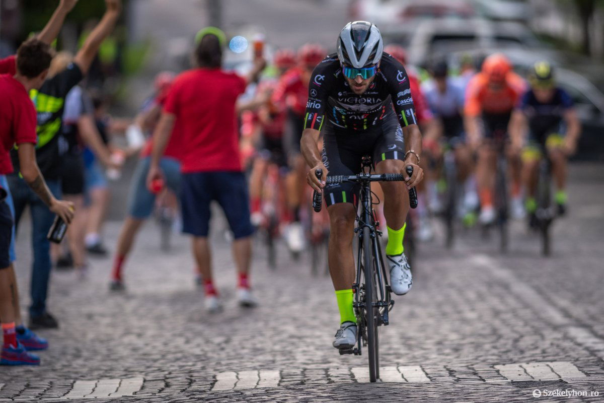 &bullet;  Fotó: Pinti Attila