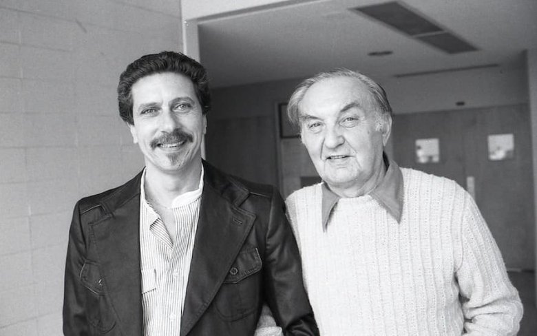 Élthes Csaba (jobbról) és egyik kedvenc tanítványa, Marty Lang •  Fotó: vívómúzeum.hu