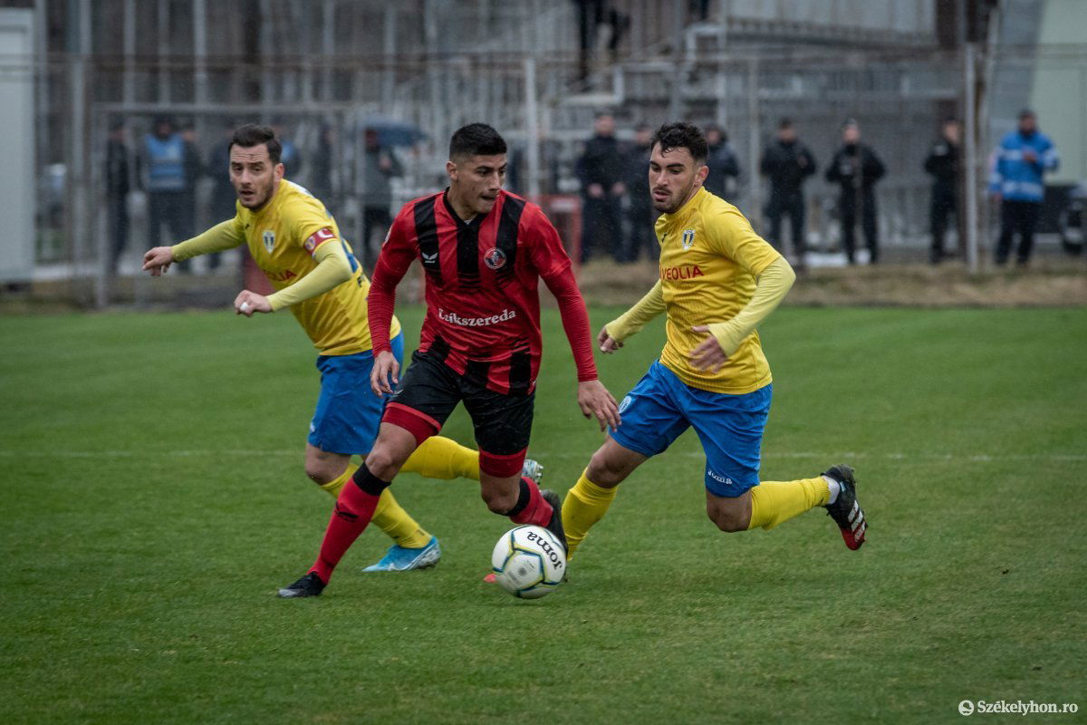 •  Fotó: Pinti Attila