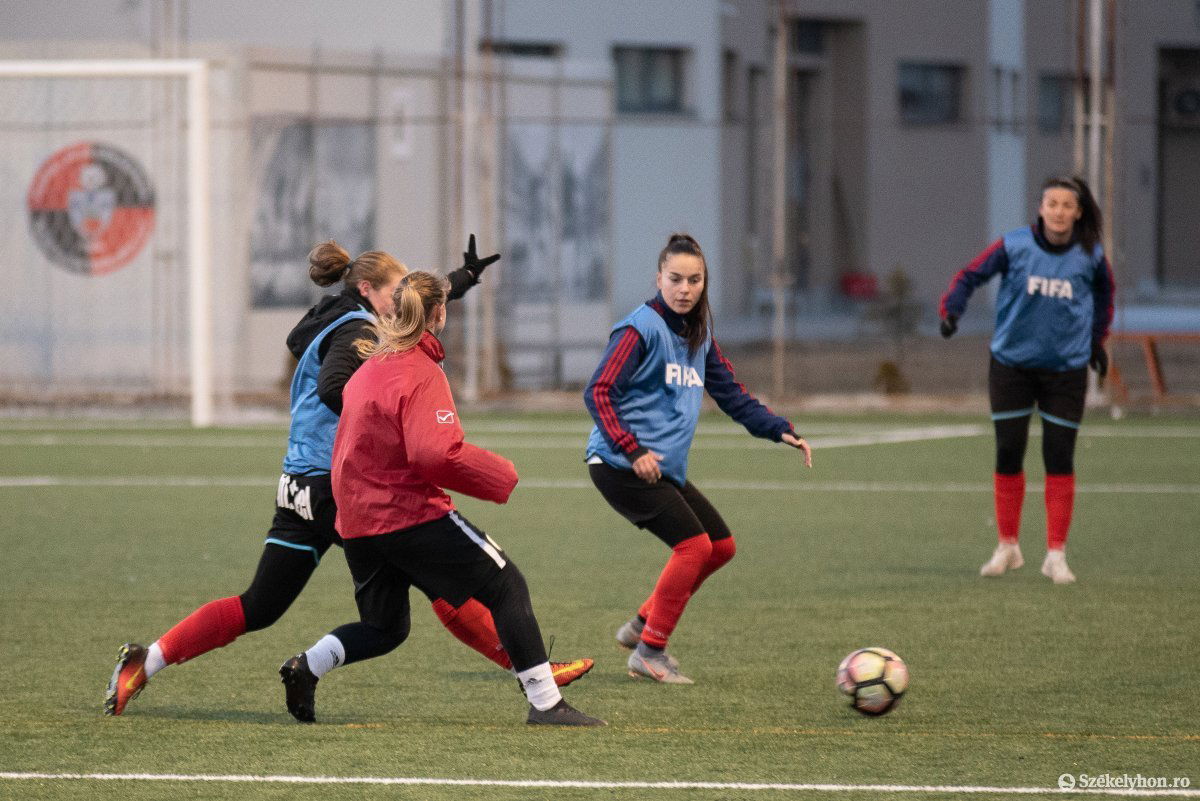 •  Fotó: Gábos Albin