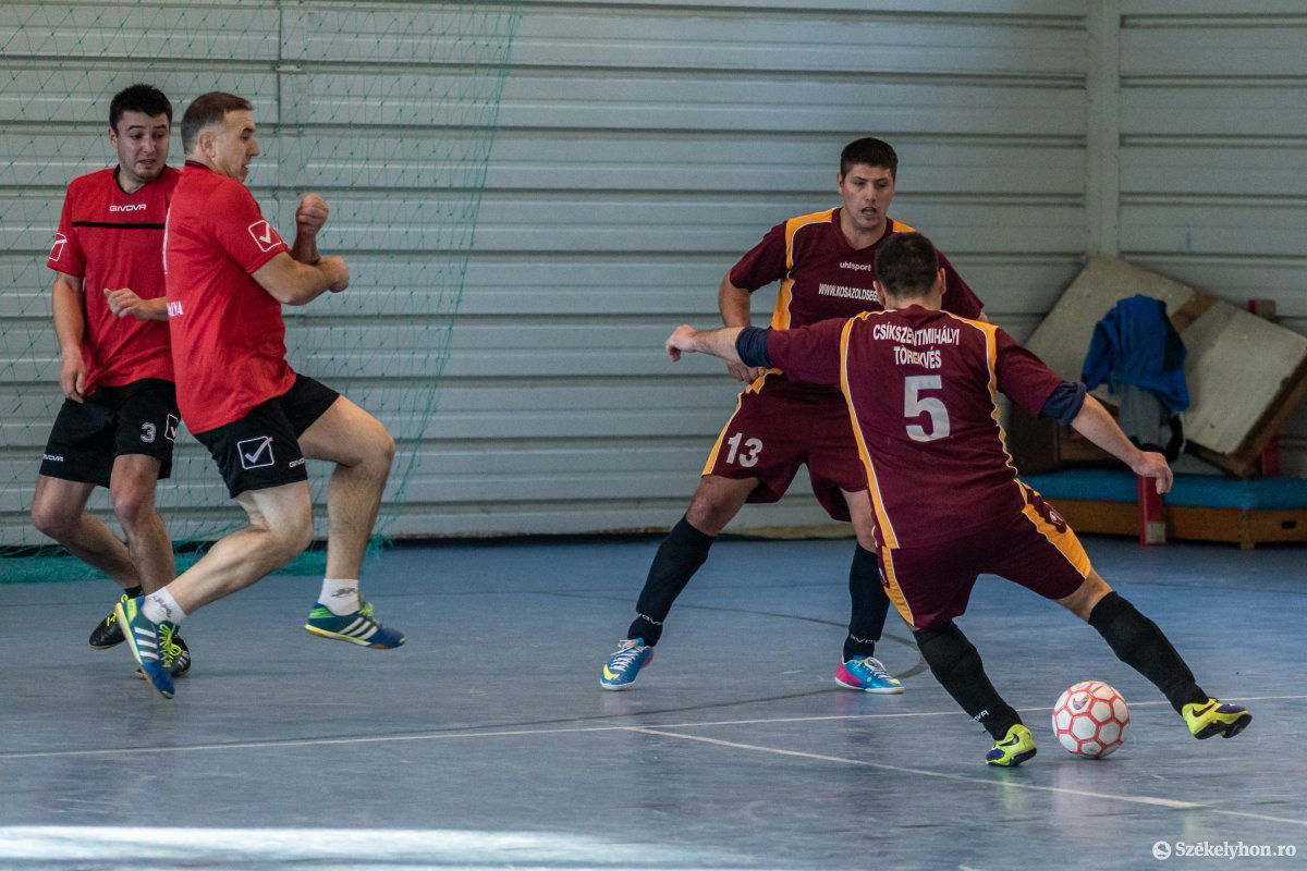 Lázárfalva–Csíkszentmihály &bullet;  Fotó: Pinti Attila