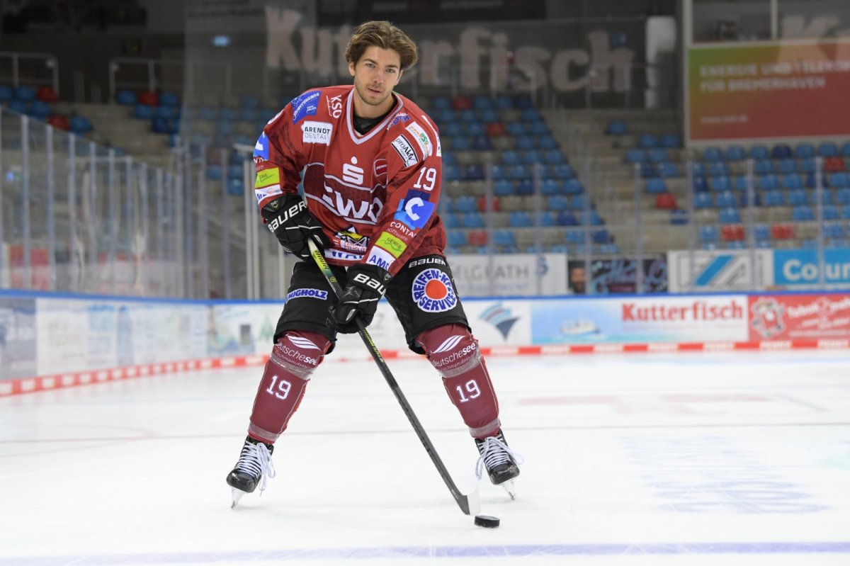 Kánya Tamás a Fischtown Pinguins mezében •  Fotó: Forrás:Kánya Tamás