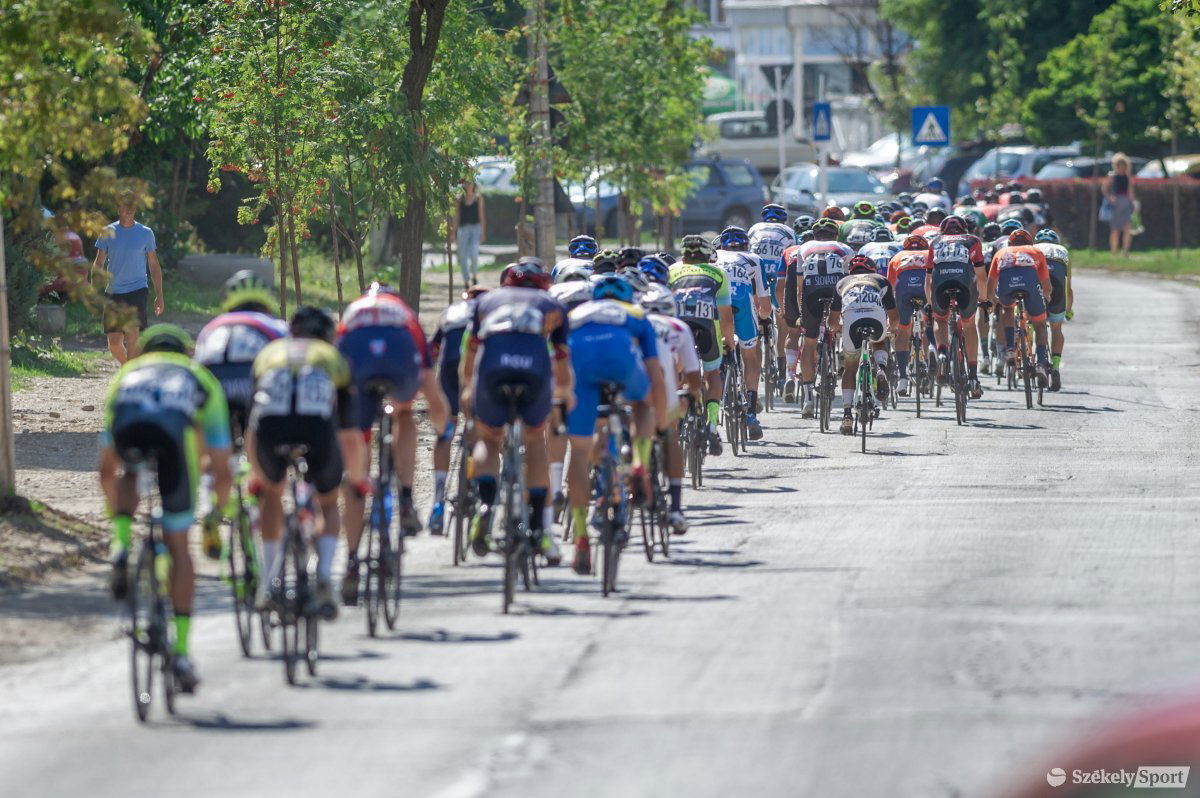 &bullet;  Fotó: Pinti Attila