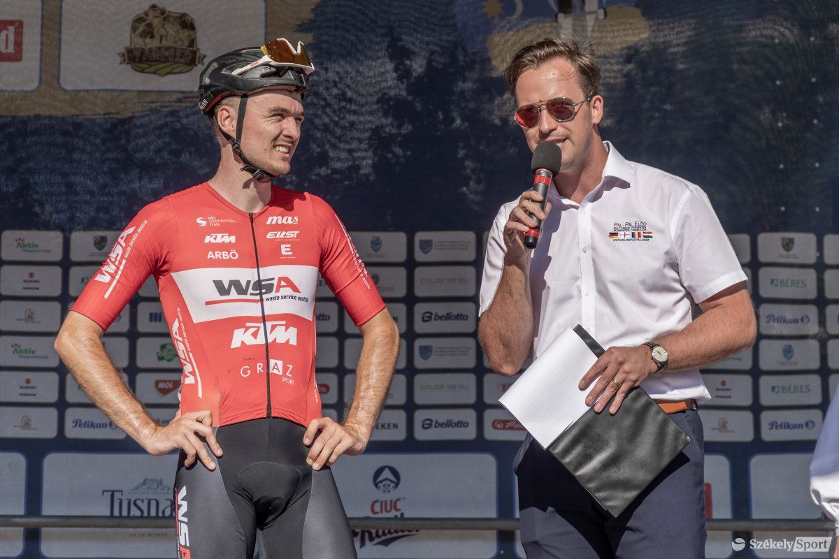 &bullet;  Fotó: Pinti Attila