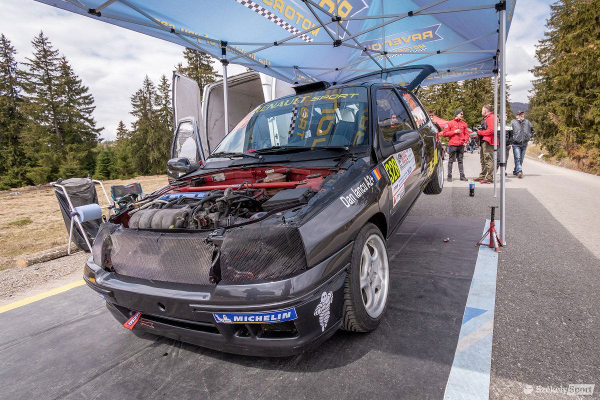 &bullet;  Fotó: Pinti Attila