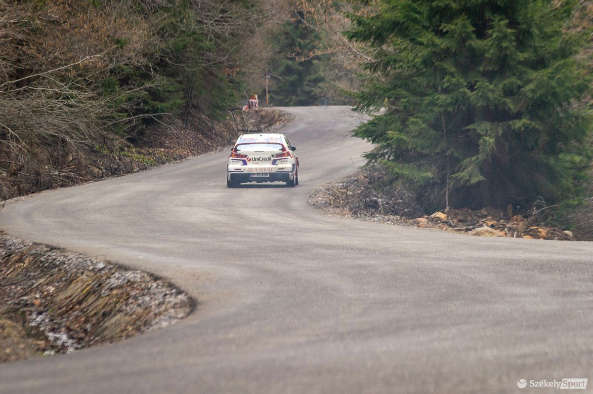 &bullet;  Fotó: Pinti Attila