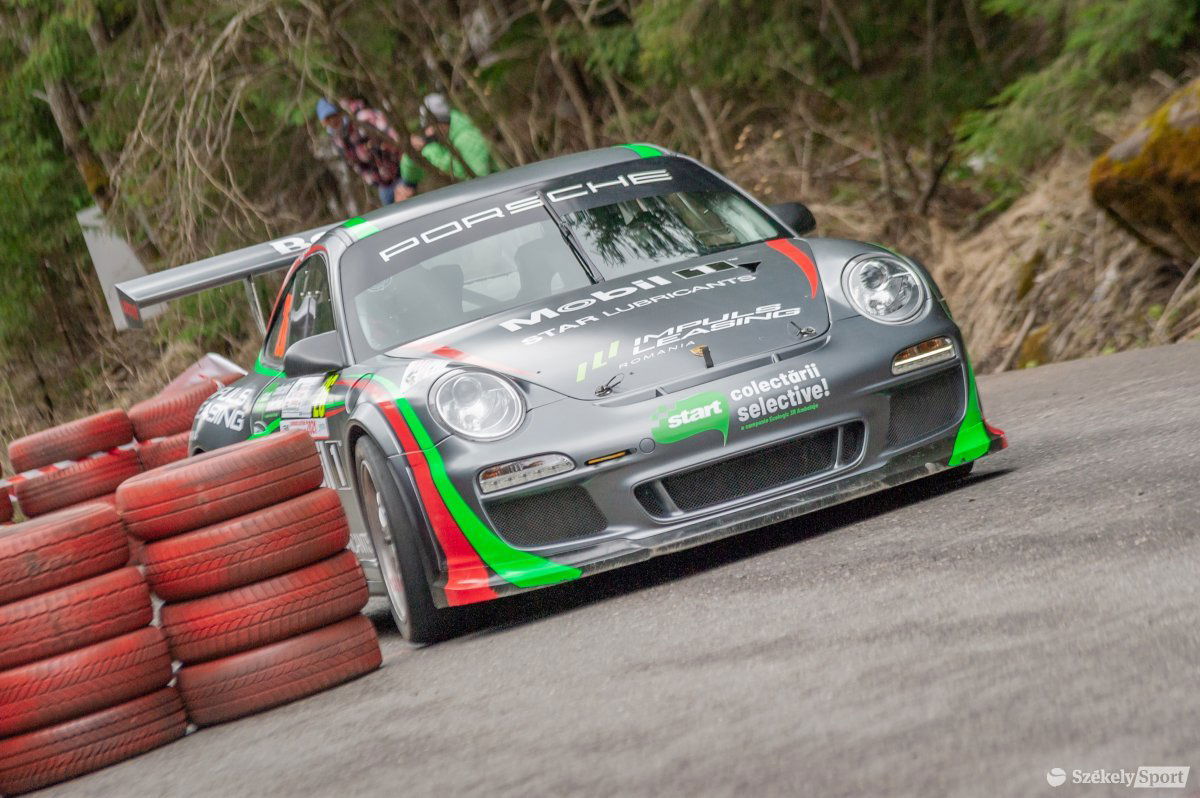 &bullet;  Fotó: Pinti Attila