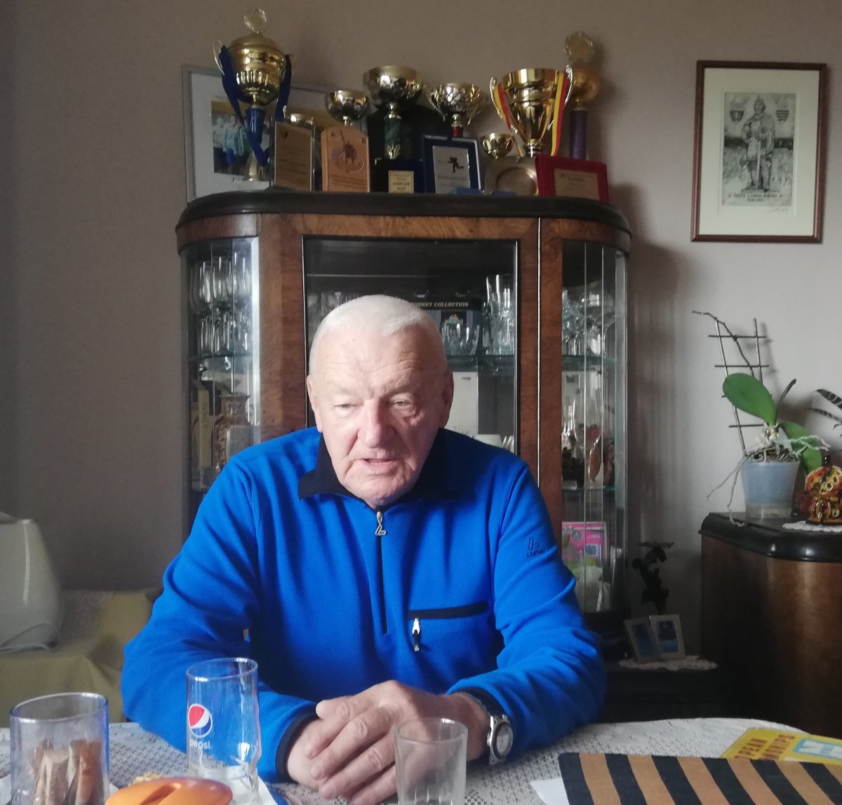 Janovits Endre. A hoki mellett emberségre, becsületre nevelte tanítványait •  Fotó: Dobos László