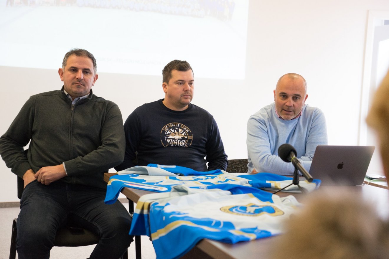 •  Fotó: Forrás: Felcsík SK