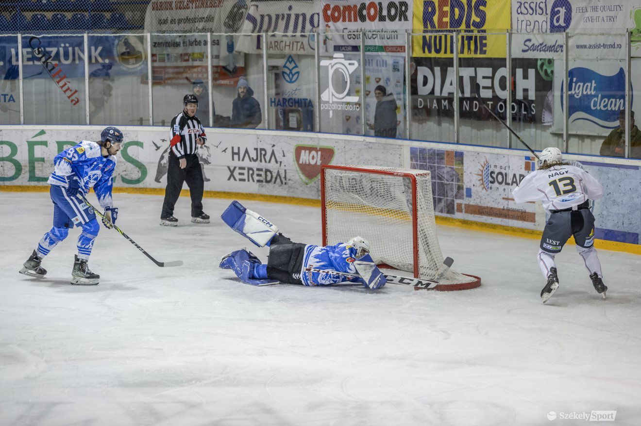 •  Fotó: Pinti Attila