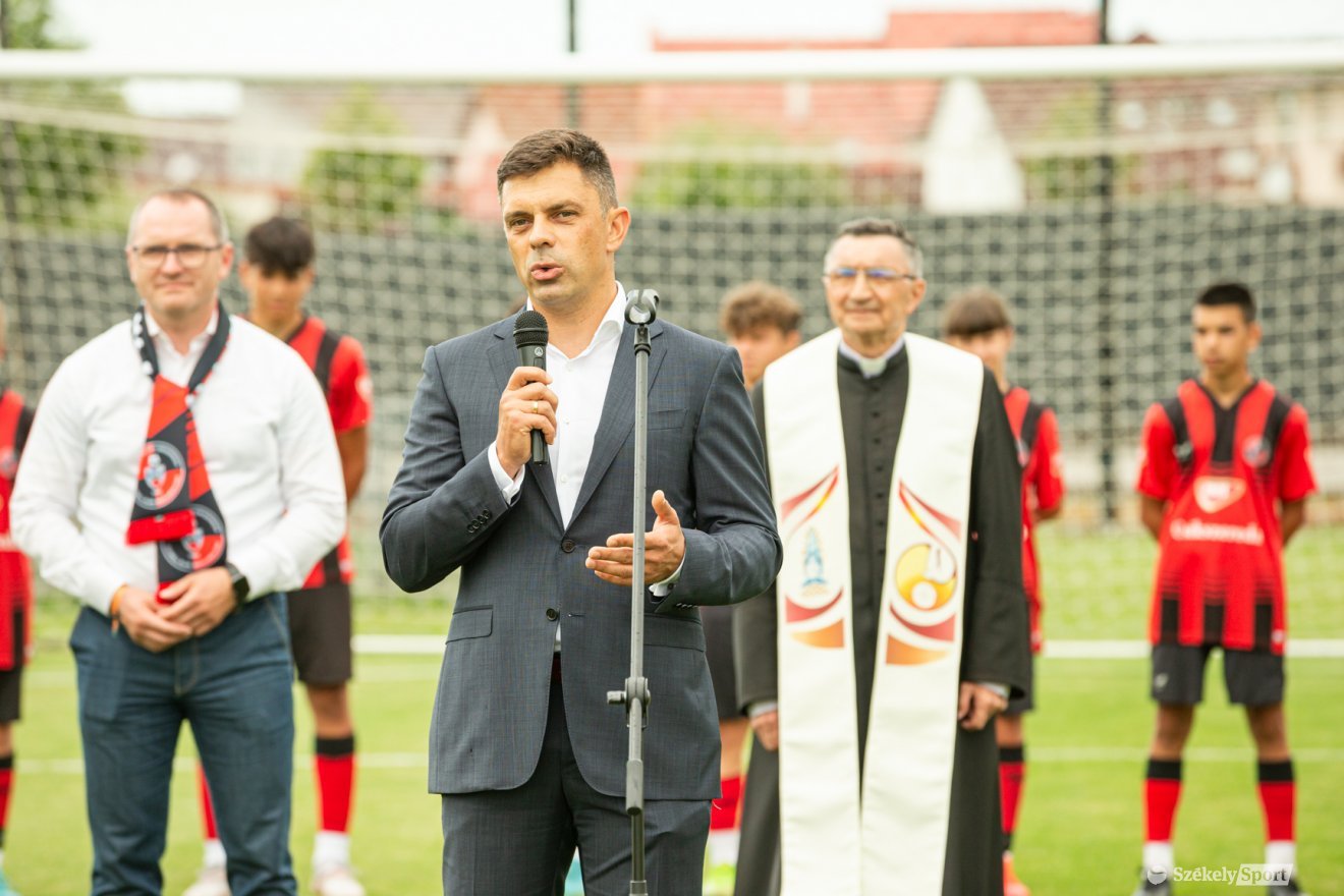 •  Fotó: Erdély Bálint Előd