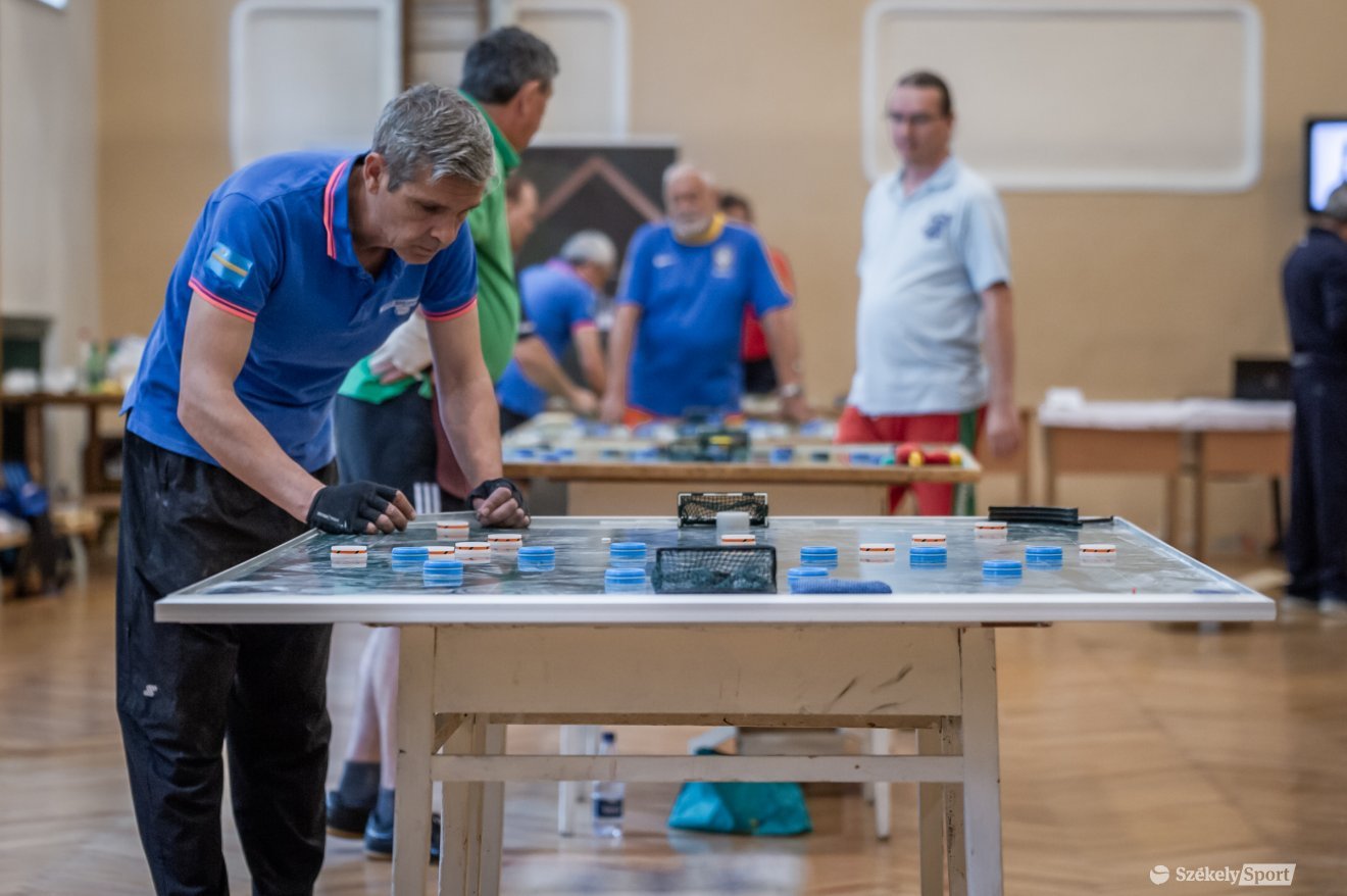 &bullet;  Fotó: Pinti Attila