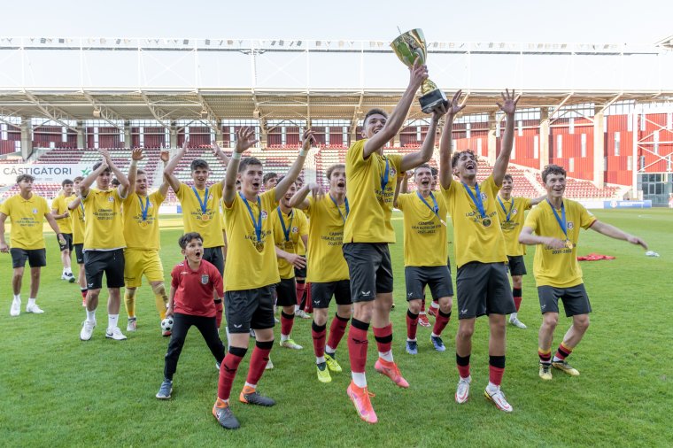 Csúcson a fociakadémia: az FK Csíkszereda elnöke a Krónika Live-ban