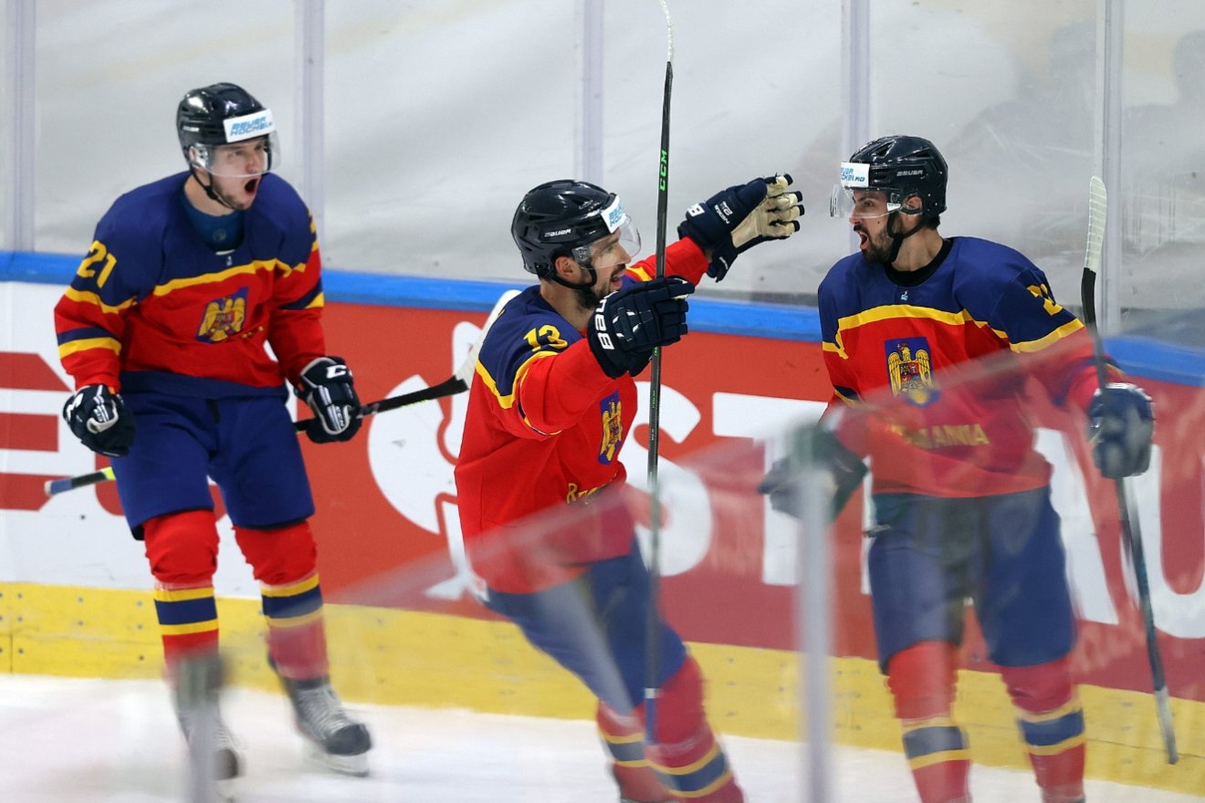 Az utóbbi évek legerősebb kerete gyűlt össze a romániai válogatottnál •  Fotó: IIHF.com