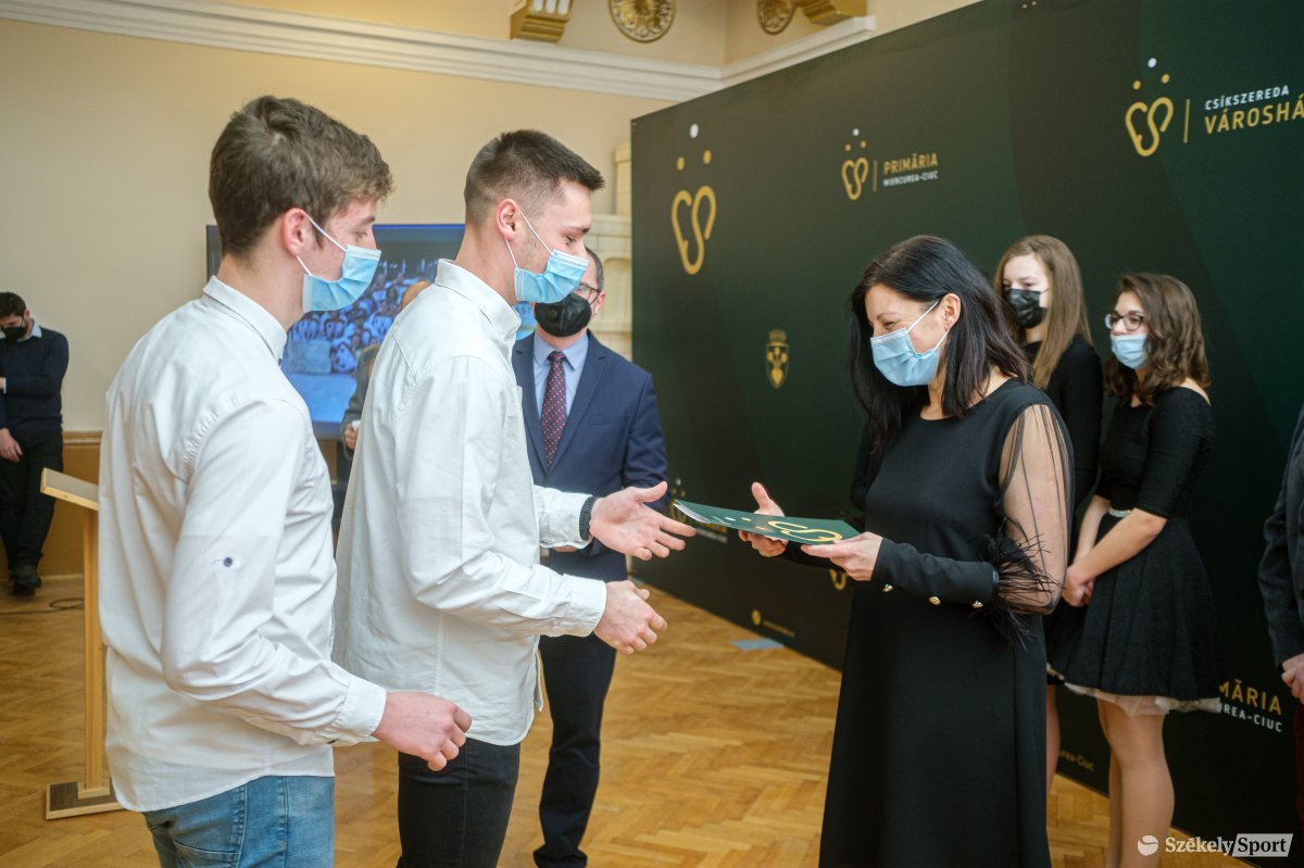 &bullet;  Fotó: Veres Nándor