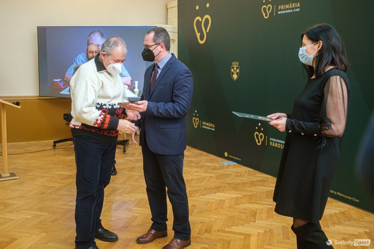 &bullet;  Fotó: Veres Nándor