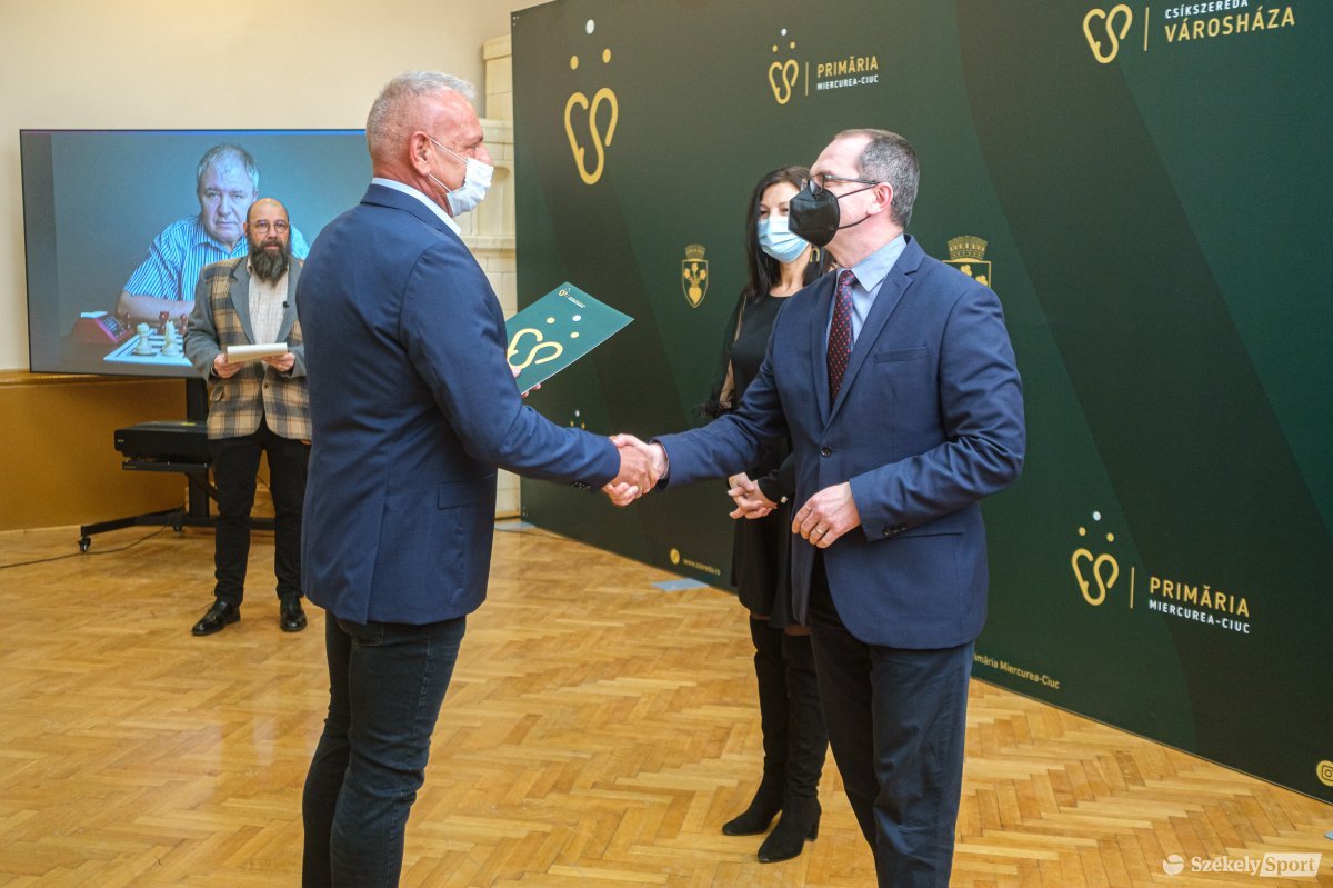 &bullet;  Fotó: Veres Nándor