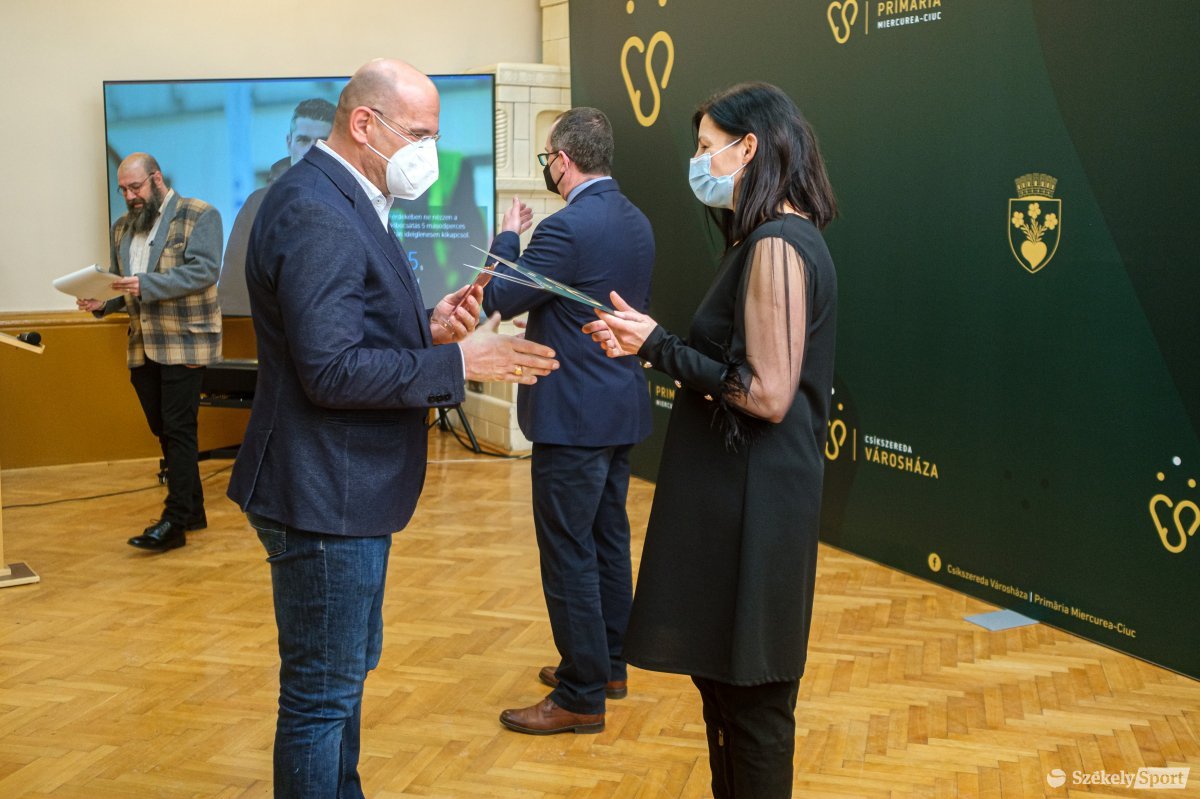 &bullet;  Fotó: Veres Nándor