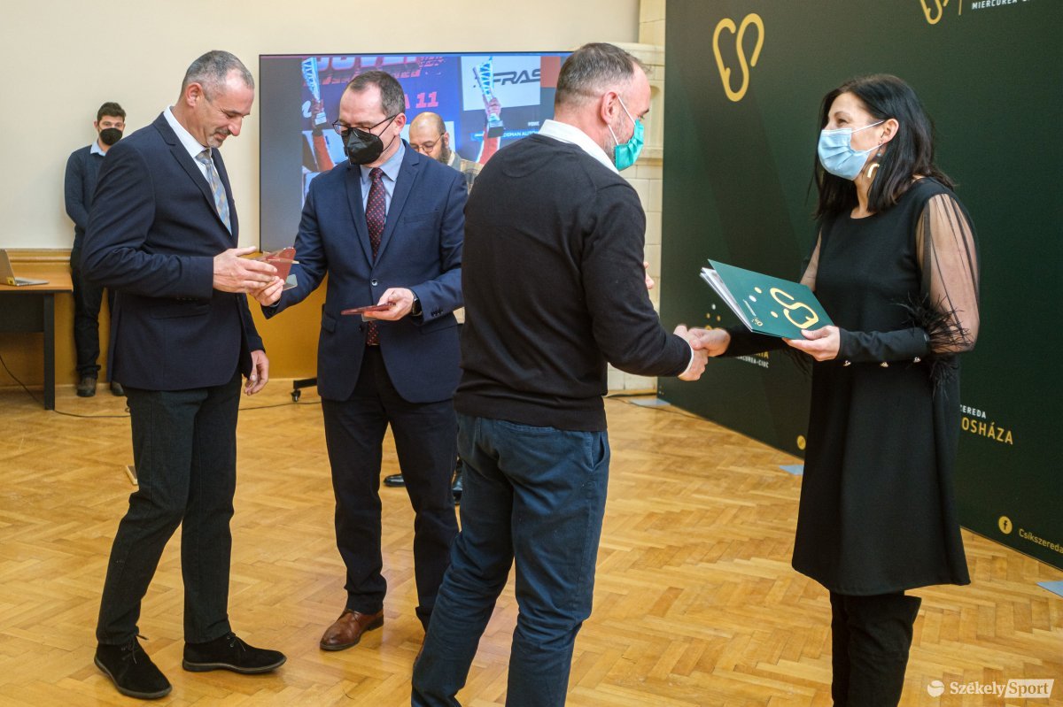 &bullet;  Fotó: Veres Nándor