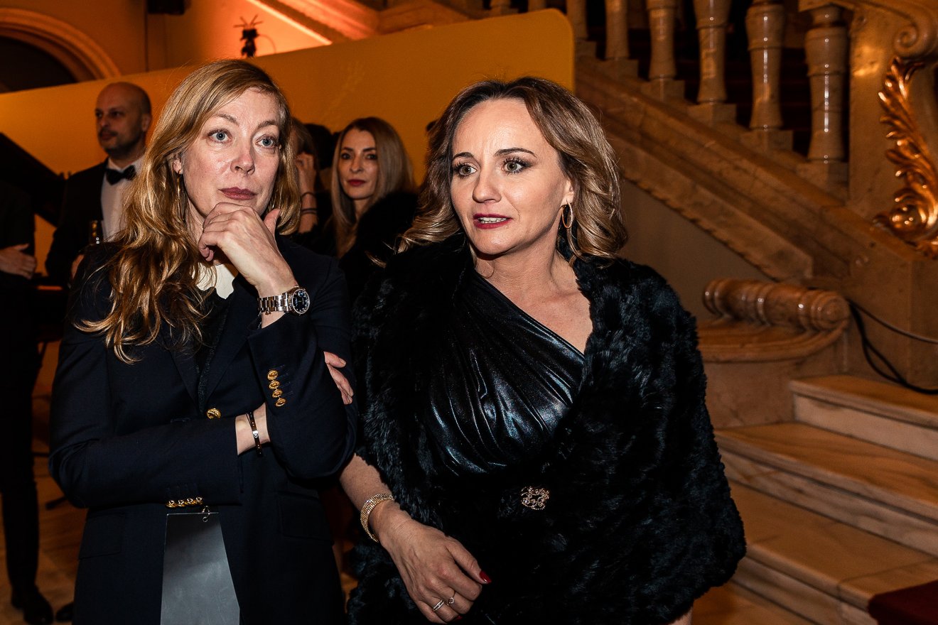 Novák Laura (jobbról), Novák Ede felesége &bullet;  Fotó: Halmágyi Zsolt