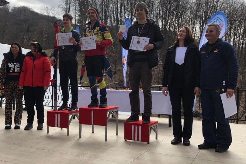Mánya Szilas harmadik lett óriás-műlesiklásban az U16-osoknál •  Fotó: Forrás: Csíkszeredai ISK