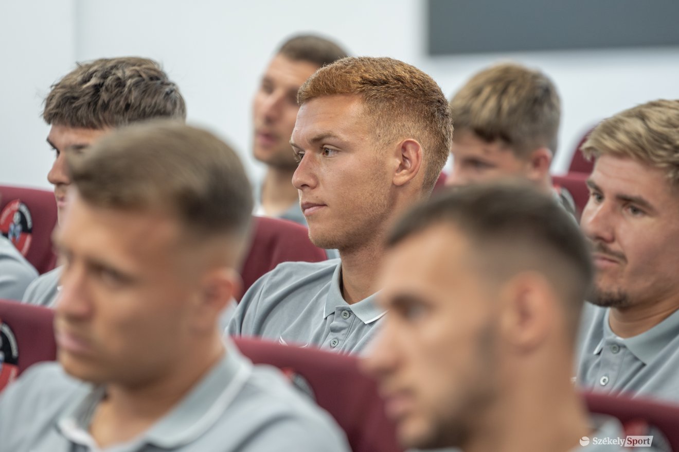 Gergely Botond a védelemben erősíti a csapatot •  Fotó: Pinti Attila