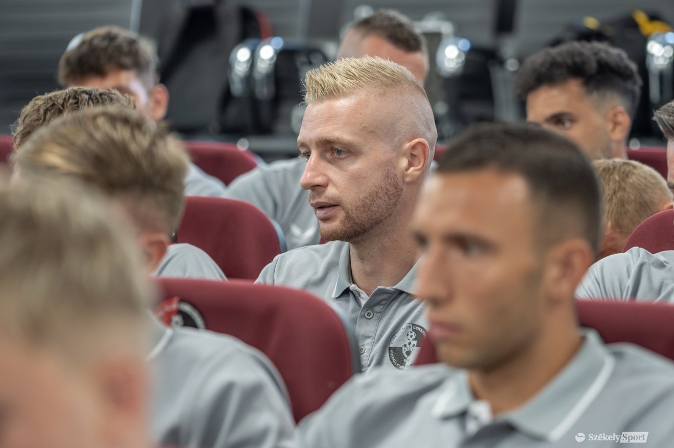 Kovács Lóránt jó szezont vár csapatától •  Fotó: Pinti Attila