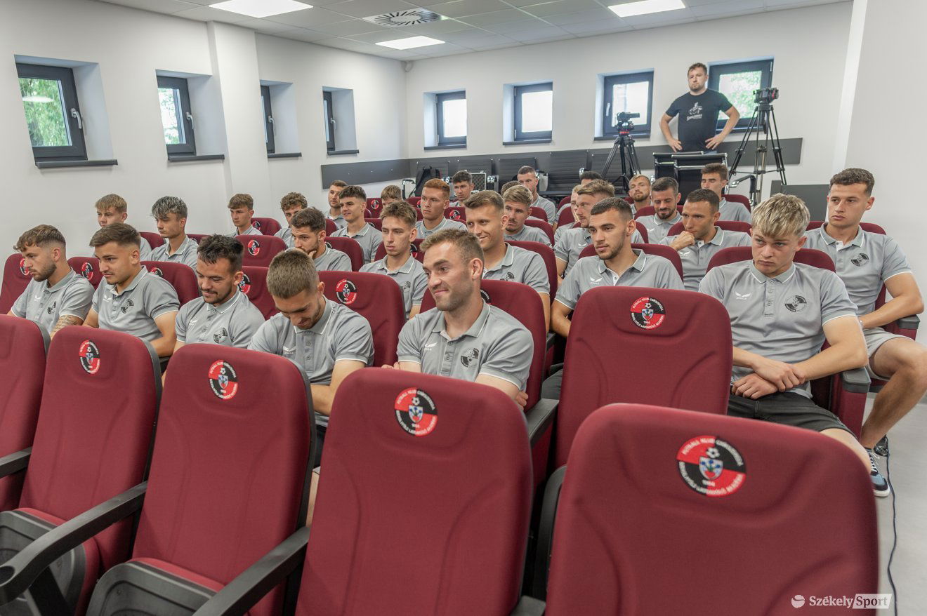 •  Fotó: Pinti Attila