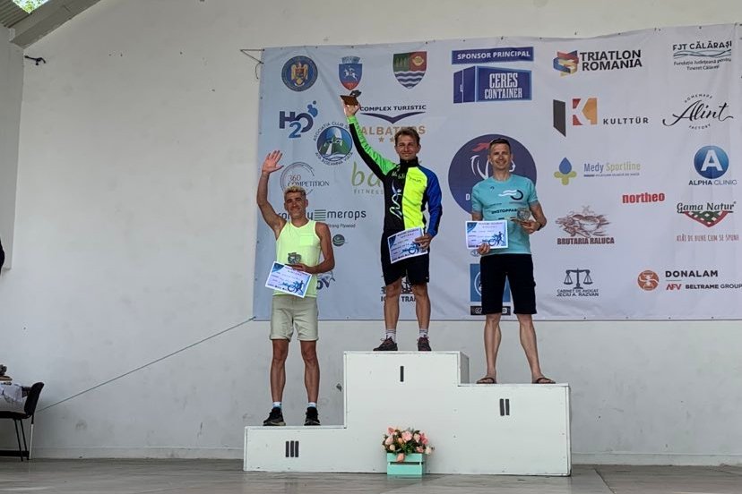 Kovács Szabolcs a dobogó legmagasabb fokán •  Fotó: Forrás: Tuzson Ágnes