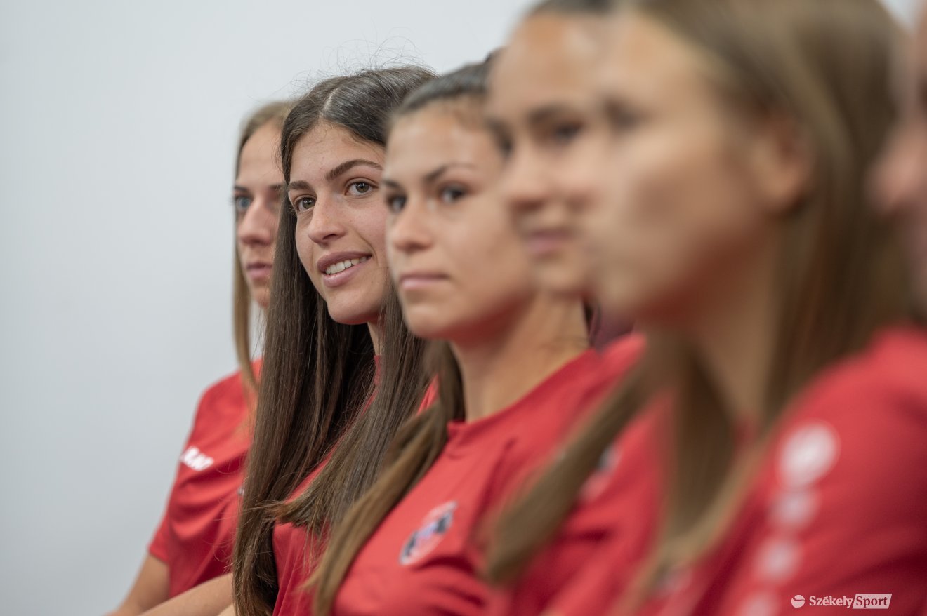 •  Fotó: Pinti Attila