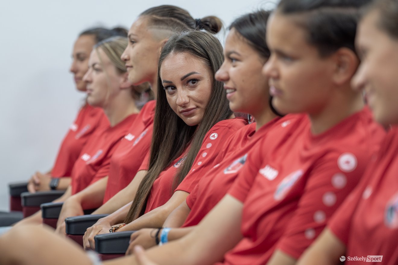 •  Fotó: Pinti Attila