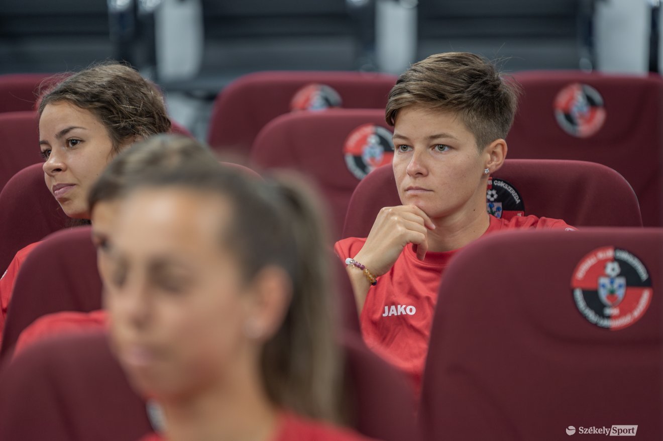 Bartalis Barbara. Nagy munkabírású, támadóként és védőként is bevethető játékos •  Fotó: Pinti Attila