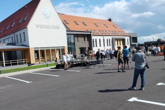 Felavatták a Székelyföldi Jégkorong Akadémia sportkollégiumát Csíkkarcfalván