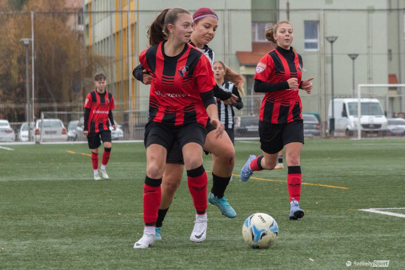 •  Fotó: Borbély Fanni