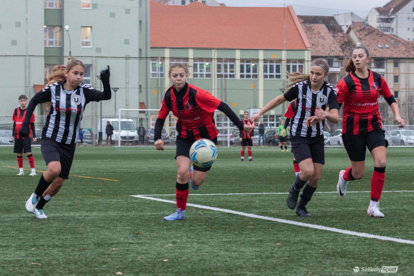 •  Fotó: Borbély Fanni