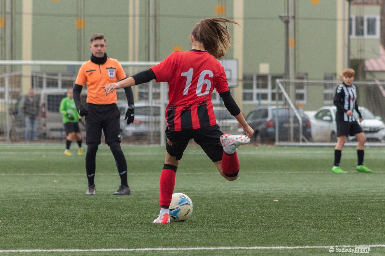 •  Fotó: Borbély Fanni